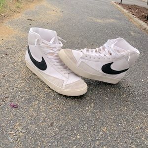 Men’s Nike blazers size 10 shoe
